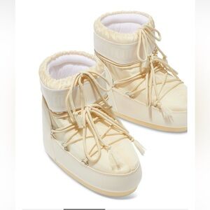 NWT Moon Boot Low Icon Boot Unisex EU 42/44 | US W 9.5-11.5